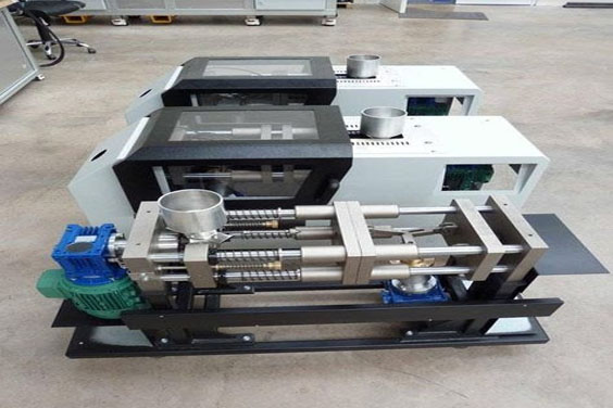 Injection Molding Machine9