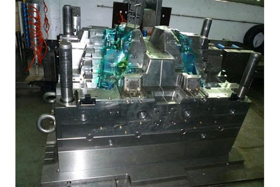 Injection Molding Space