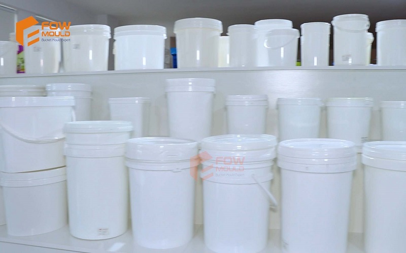 Injection Molded Plastic Bucket