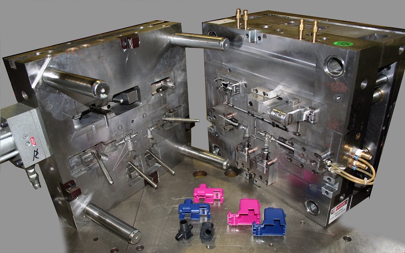 injection molding undercut
