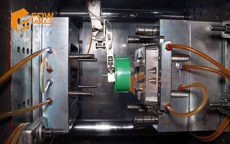 LLDPE Injection Molding Process