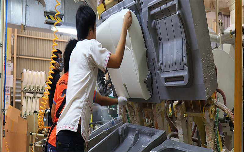 eva foam molding process