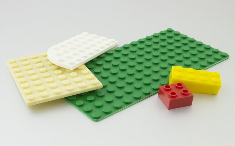 Explaining The 4 Types Of Polystyrene - FOW Mould