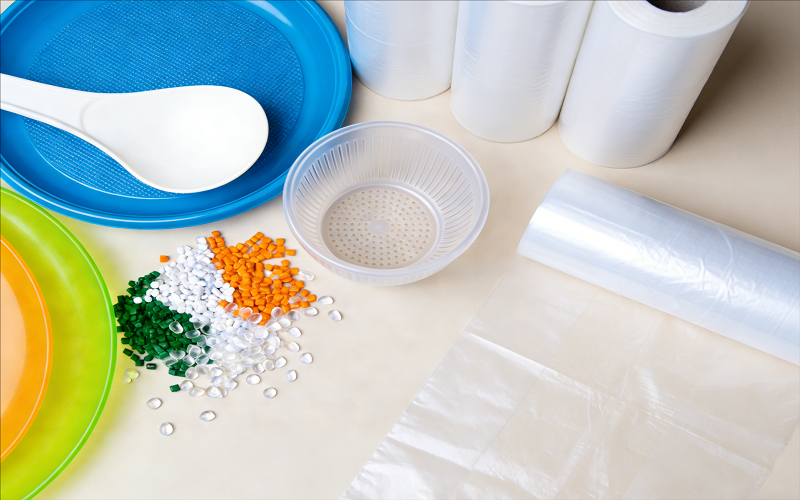 Polyethylene (PE)