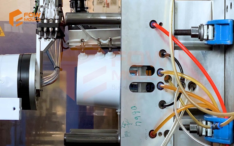 injection molding packaging