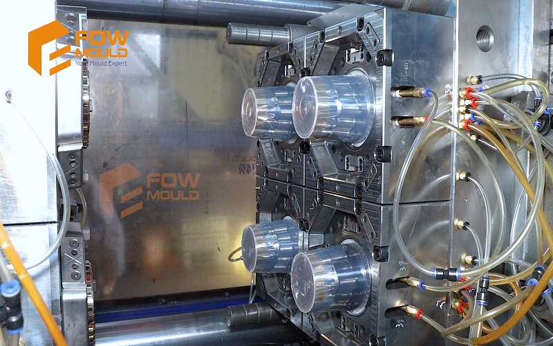Plastic Container Manufacturer