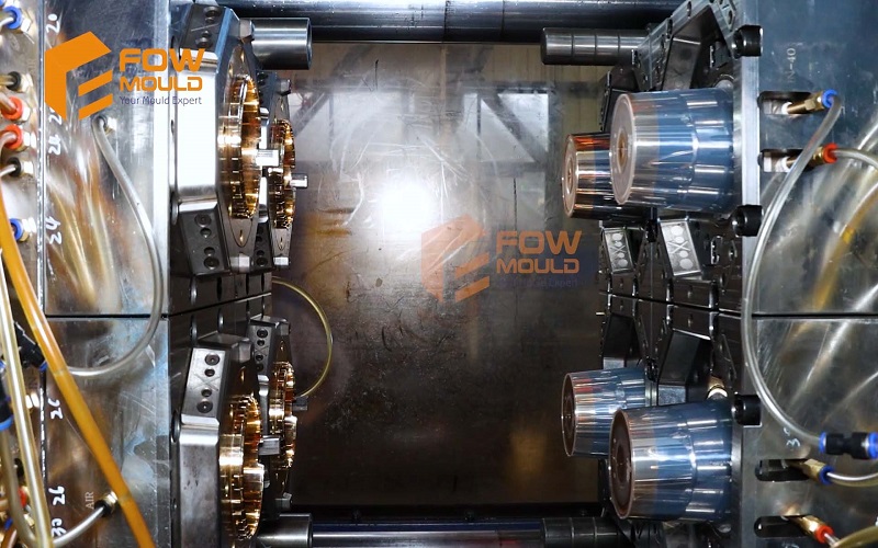 4 cavity food container mould